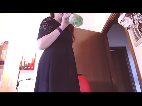 ❤️ Pokorna sužnja, ki obožuje umazane in sočne spodnjice, je po ogledu tega videa prisiljena masturbirati! ❌ Porno fb pri nas ❌