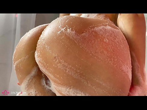 ❤️ Brunetka masturbira pičko z vibratorjem do intenzivnega orgazma pod tušem ❌ Porno fb pri nas ❌