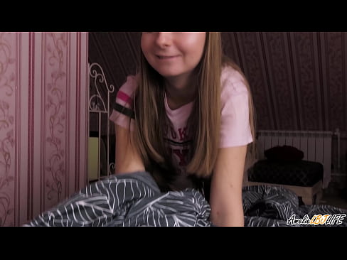 ❤️ Blondinka globoko sesa svojega prijatelja in dobi spermo v usta ❌ Porno fb pri nas ❌